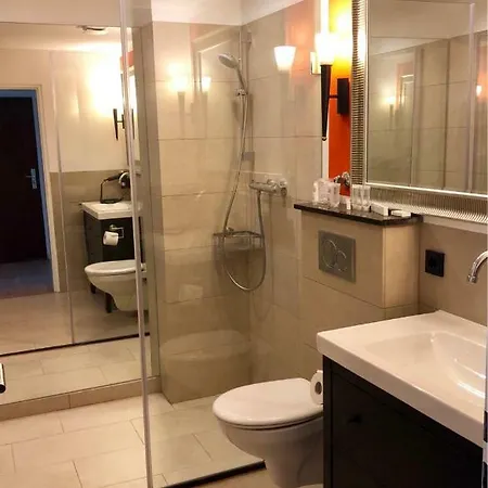 Hotel Ramor Garni 3*