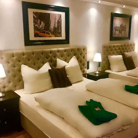 Hotel Ramor Garni 3*