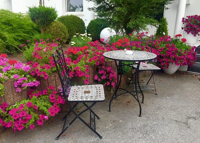 Hotel Ramor Garni 3*