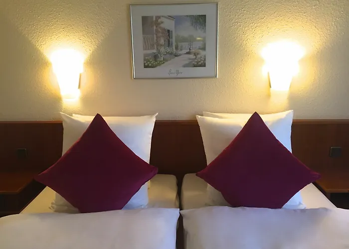 Ramor Garni Hotel 3*